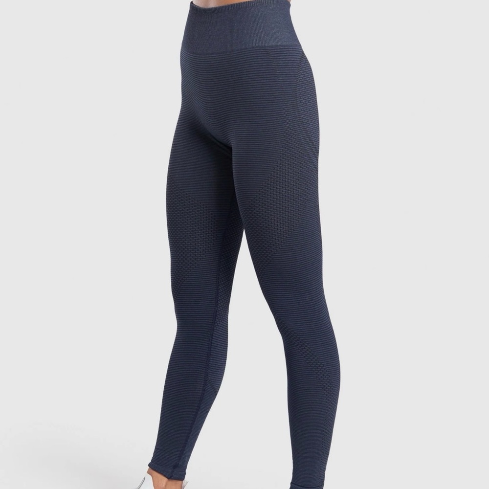 NWT GYMSHARK SPORT SEAMLESS LEGGINGS IN HEAVY BLUE